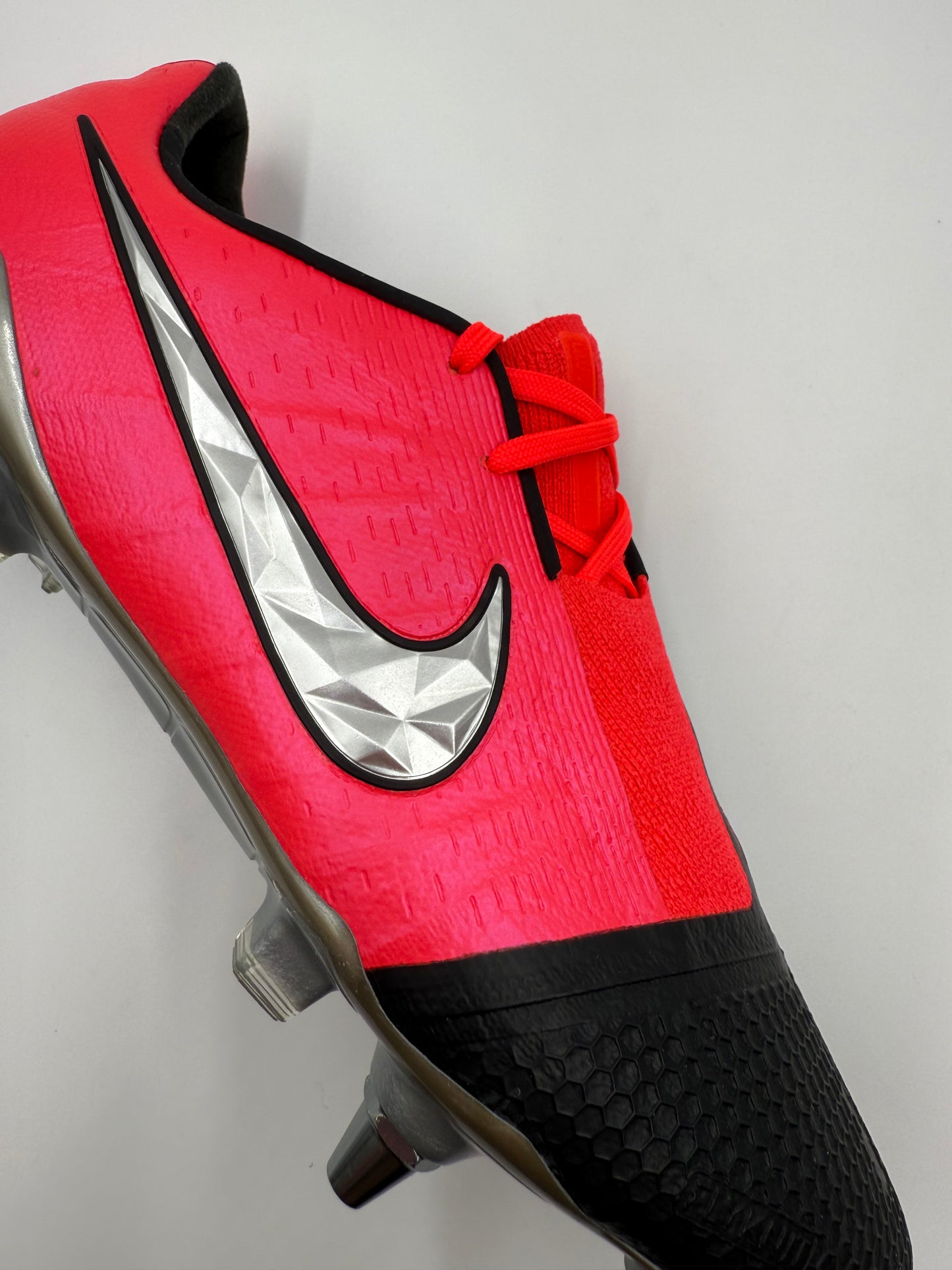 Nike Phantom Venom