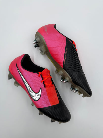 Nike Phantom Venom