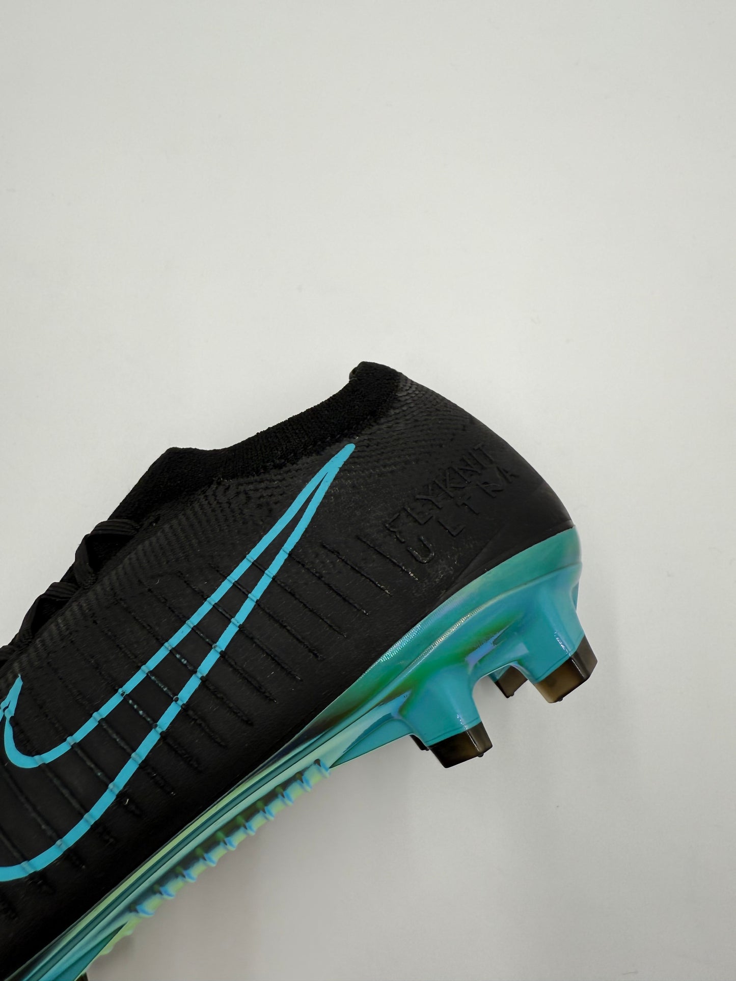 Nike Mercurial Vapor Flyknit Ultra