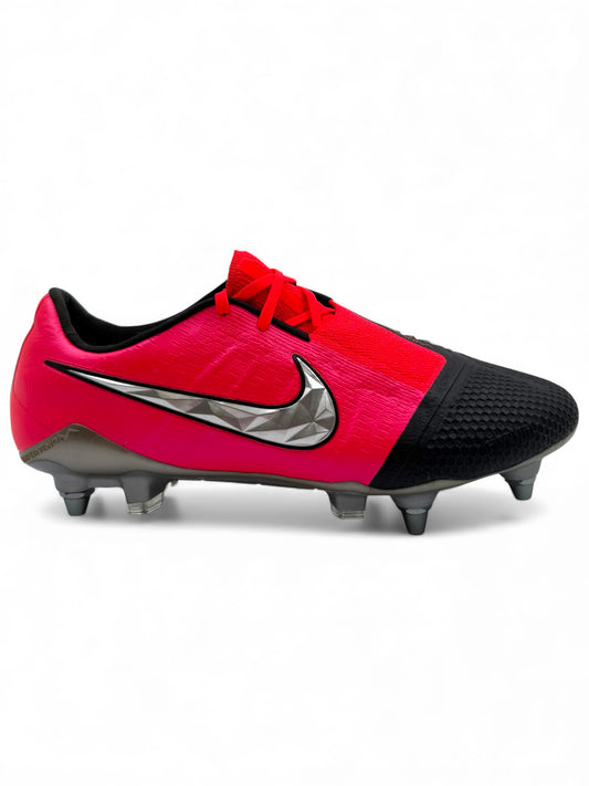 Nike Phantom Venom