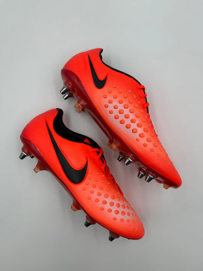 Nike Magista Opus